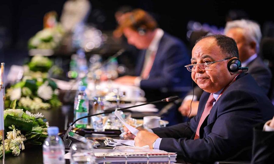 صندوق النقد يشيد بمرونة القطاع الخاص وتطورات سعر الصرف